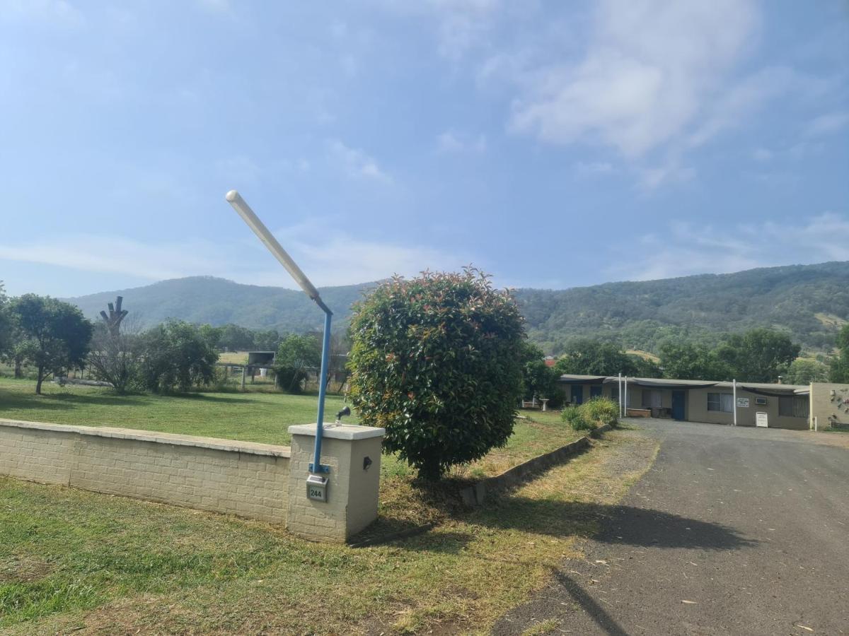 Valley View Motel Murrurundi Eksteriør bilde
